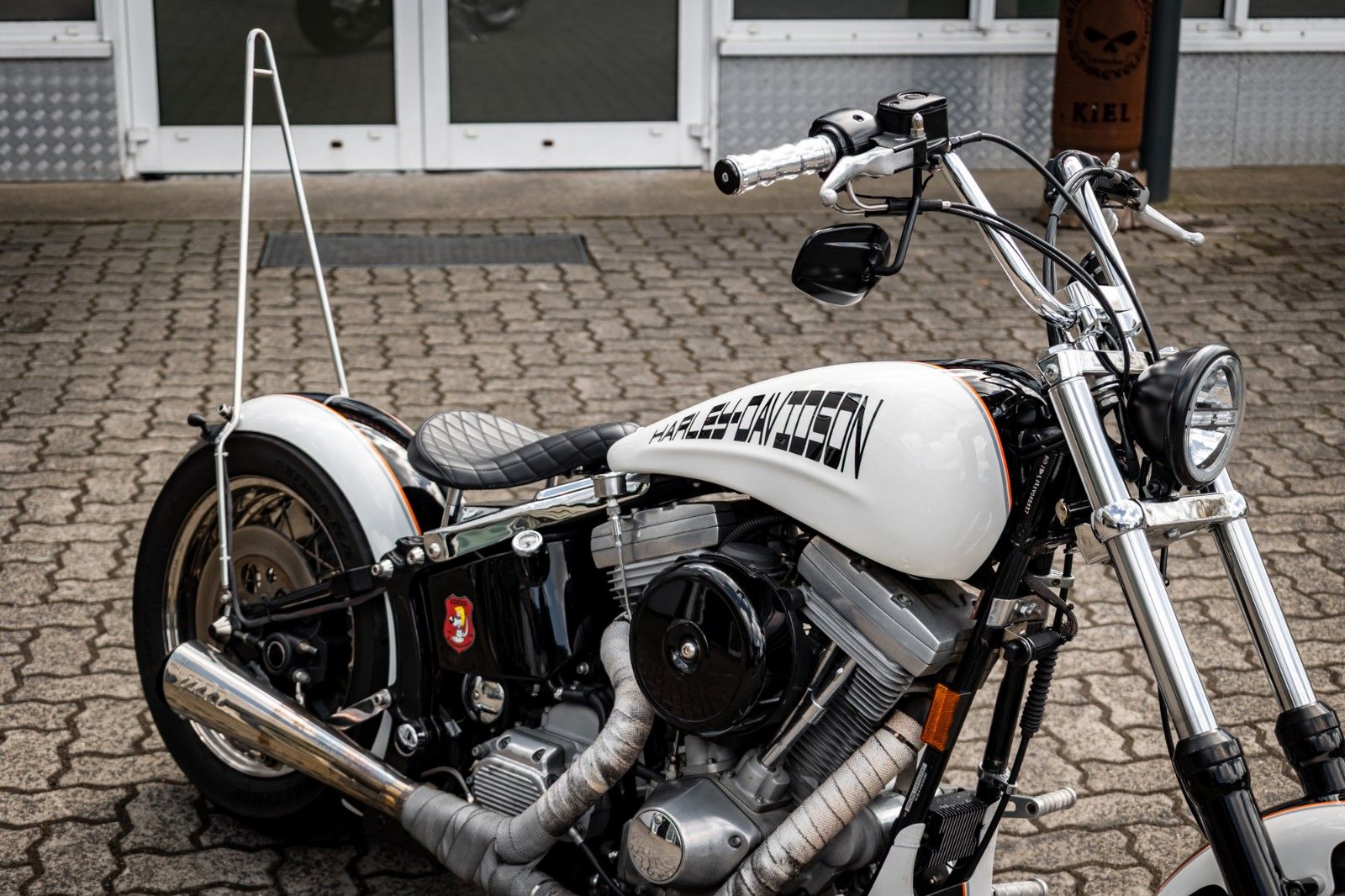 Fahrzeugabbildung Harley-Davidson FXST Softail Standard - CUSTOM - VERGASER - EVO