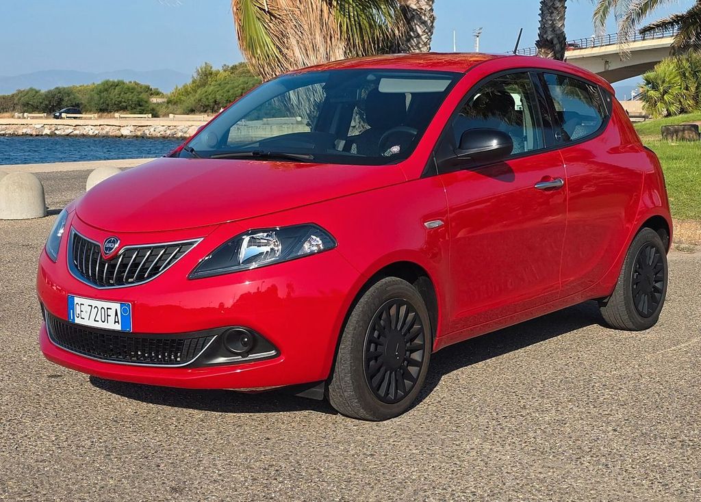 Image of Lancia Ypsilon