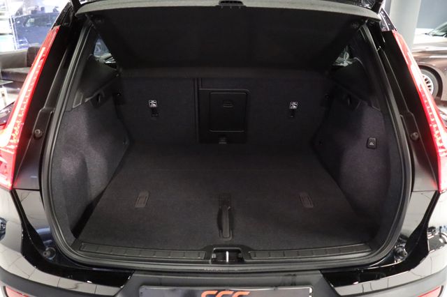 Fahrzeugabbildung Volvo XC 40 XC40 Plus Dark AWD|H/K|AHK|LED|KAMERA|