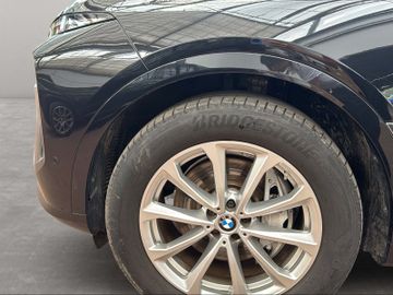 BMW X7 - 8