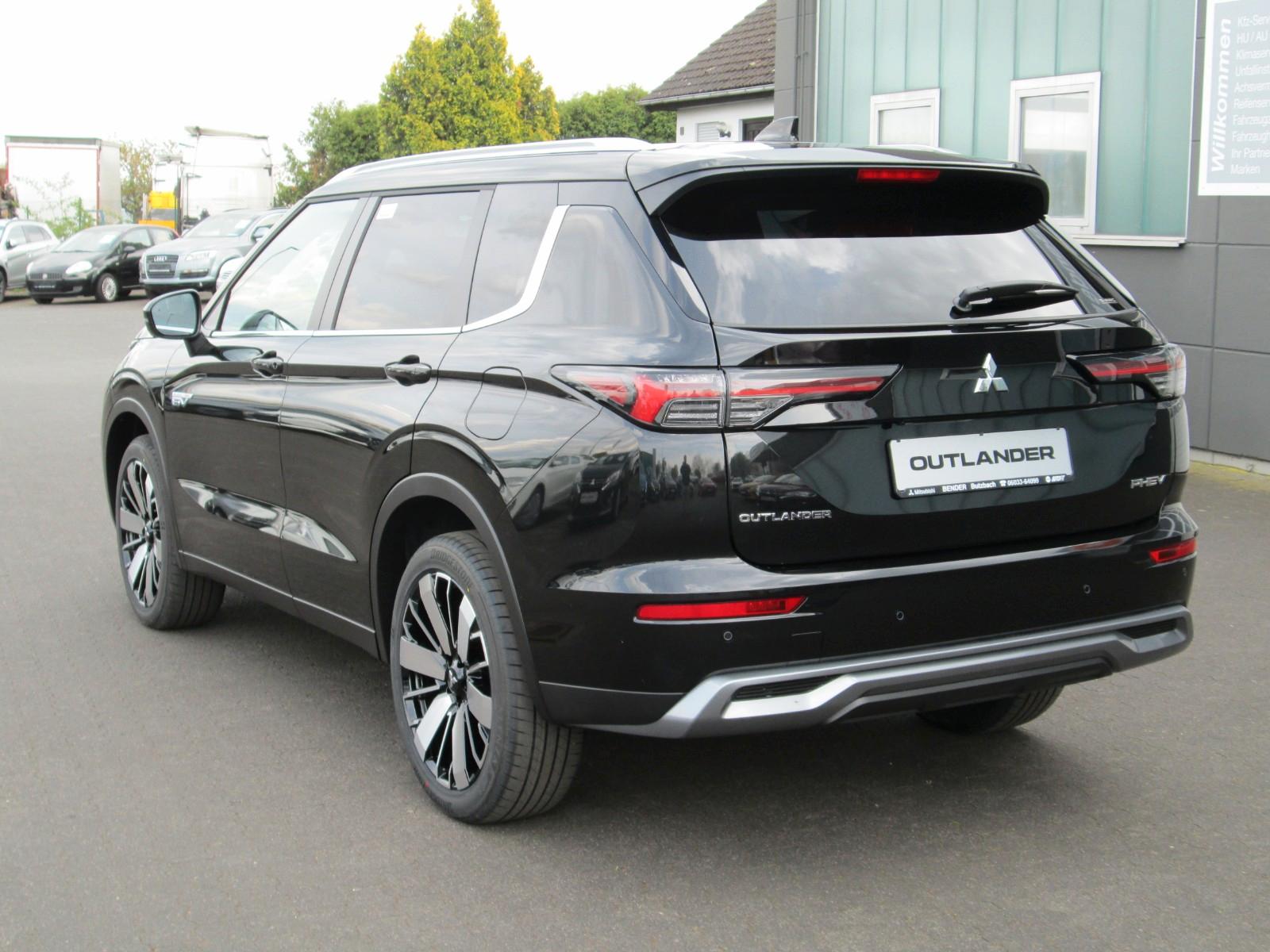 Mitsubishi Outlander 2,4 PHEV  INTRO-EDITION