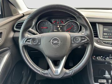 Fotografie des Opel Grandland (X) Grandland X Dynamic Automatik Kamera LED Keyless