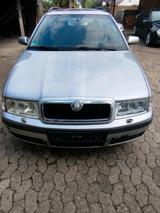 Skoda Octavia Combi 1,9TDI - Skoda Octavia aus 2003: 1.9