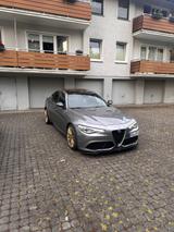 Alfa Romeo Giulia 2.0 Turbo 320ps - Alfa Romeo: 2.0