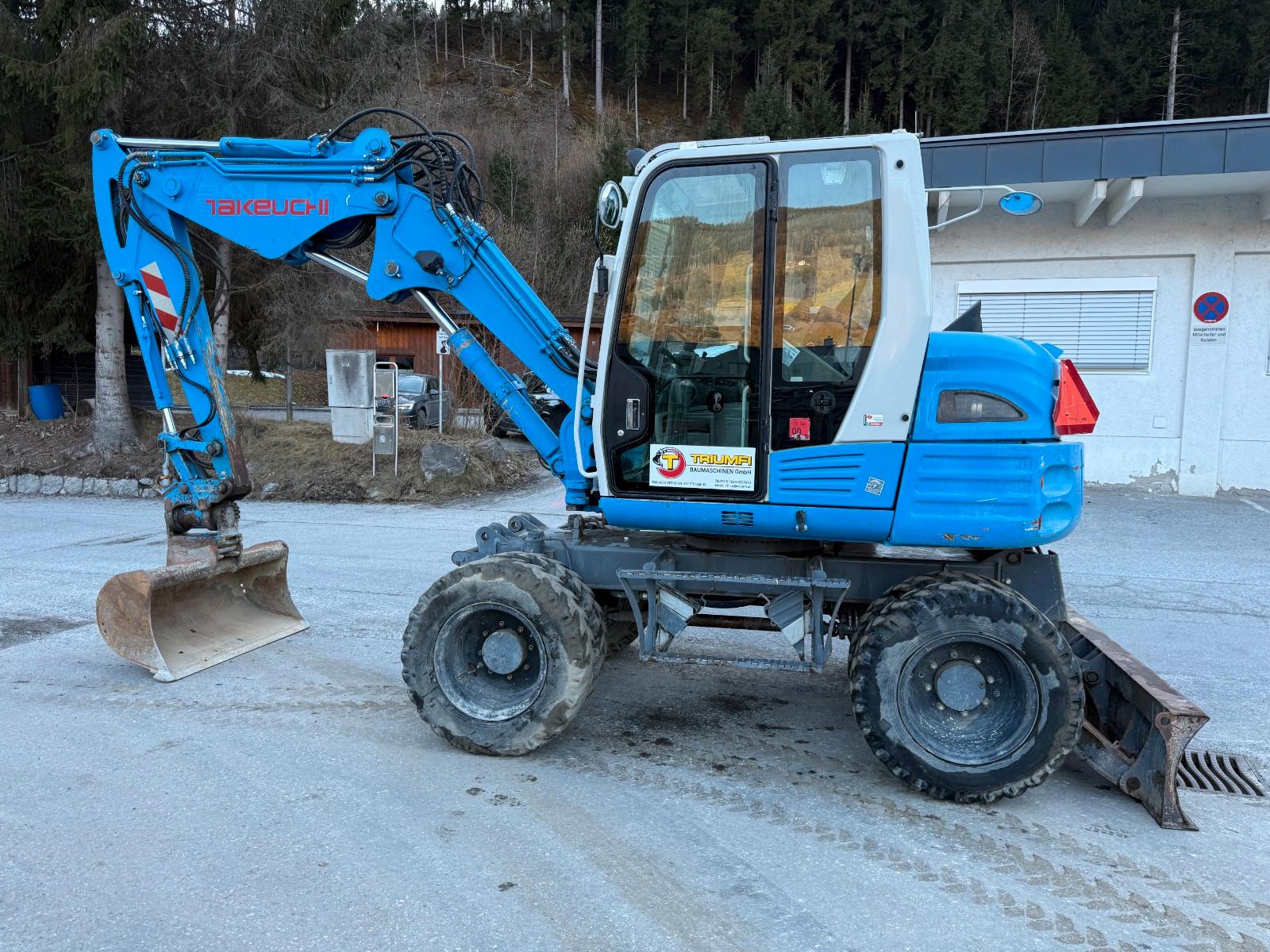 Takeuchi TB295W