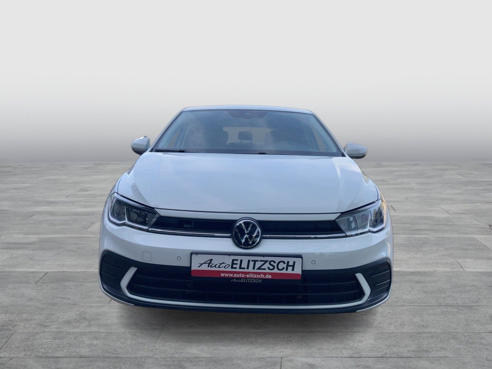 Fahrzeugabbildung Volkswagen Polo TSI Active DSG LED ACC PDC SH