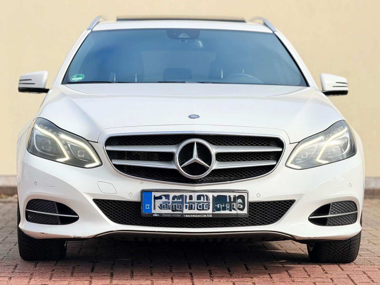 Mercedes-Benz E 350 T Garantie 4Matic SHD NAVI AUT.