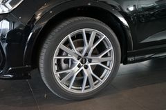 AUDI Q3 Sportback 40 TDI | 2x S line | Pano | SONOS AUDI Q3 Sportback 40 TDI | 2x S line | Pano | SONOS