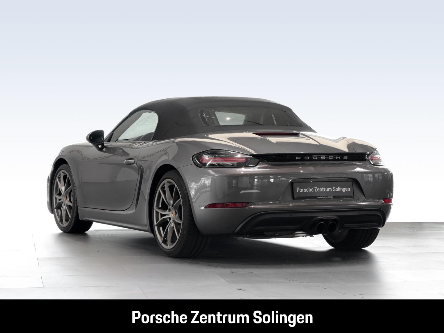 Porsche Boxster 718 Sportabgasanlage Tempolimitanzeige B