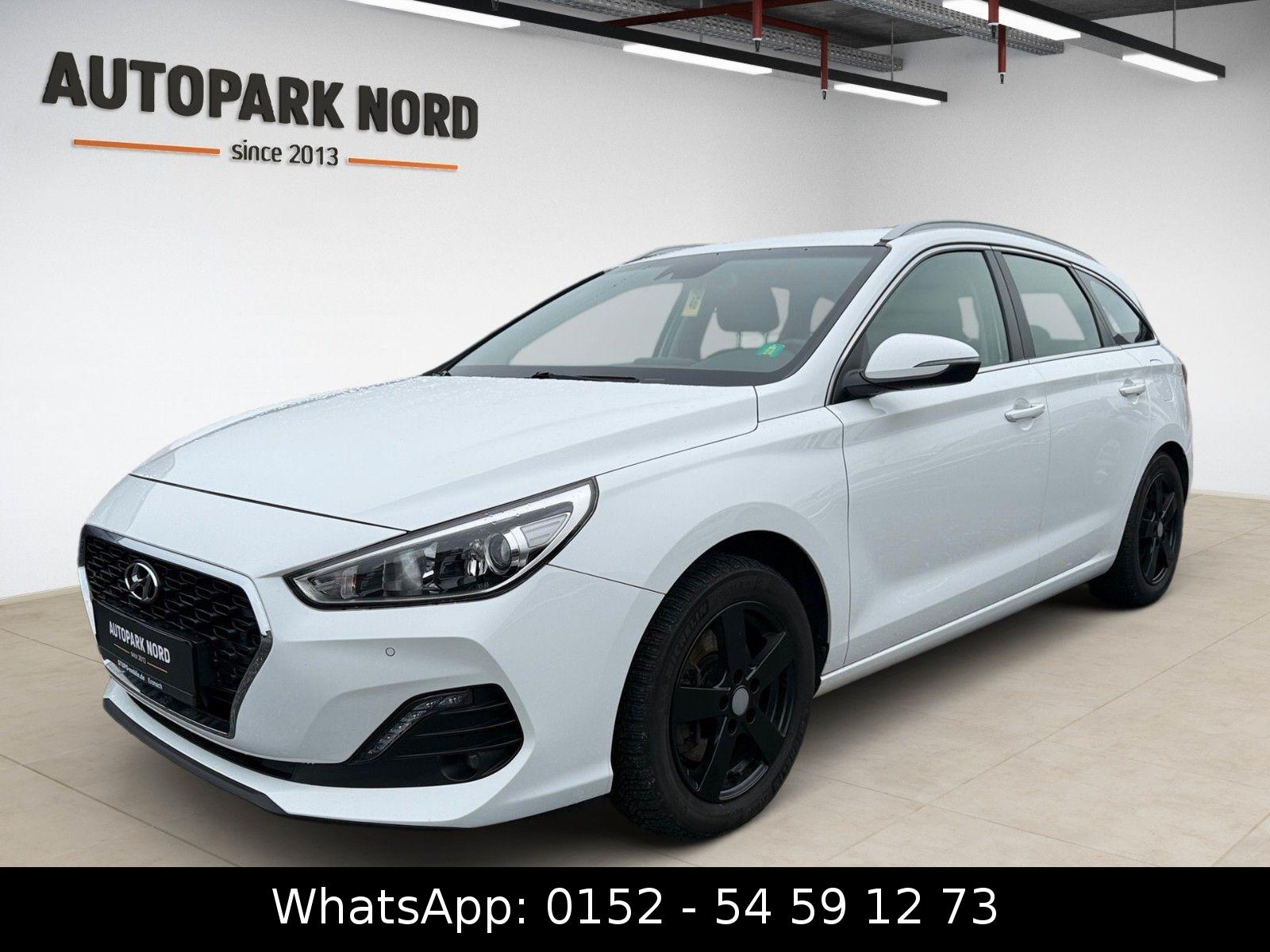 Hyundai i30 1.4 cw Premium/1.HAND/AHK/KAMERA/SHZ/TEMP