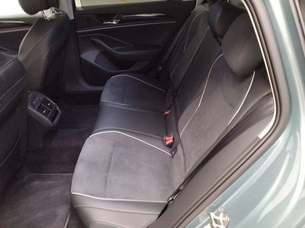 Volkswagen Passat - Bild 6