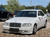 Mercedes-Benz C 240 CLASSIC Limousine Automatik+Klima - Mercedes-Benz C 240 mit Benzin-Antrieb