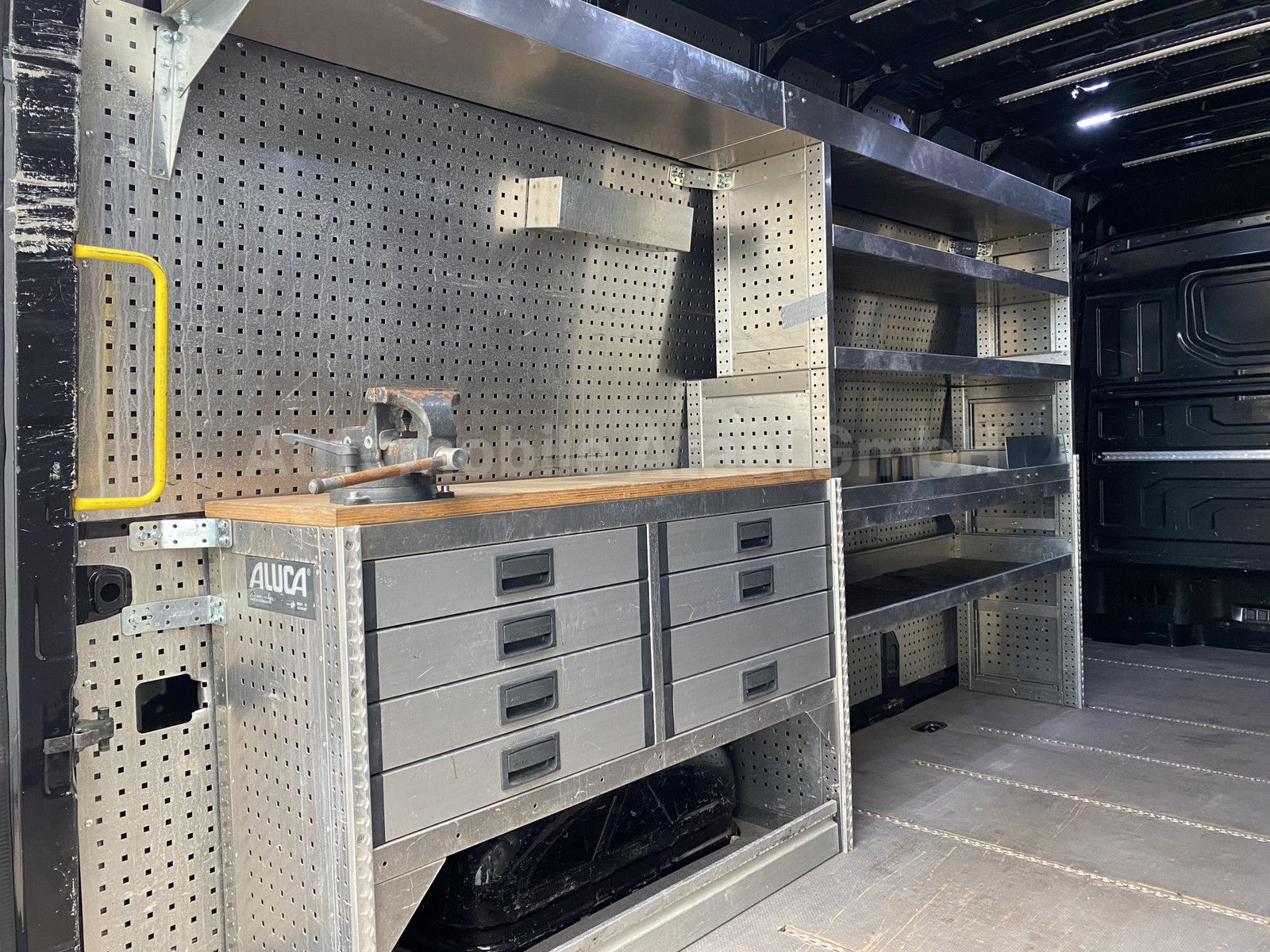 Fahrzeugabbildung Volkswagen Crafter 35 MAXI *Werkstatt* LED+ACC+KAMERA 3738