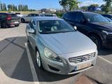 Volvo S60 T5 Summum/Leder/Xenon/Klima/Navi/Cruise/Pdc/ - Volvo S60 in Köln