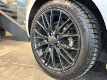 Volkswagen Golf VI Highline *Klima*SHZ*Navi*PDC*Sportpaket*