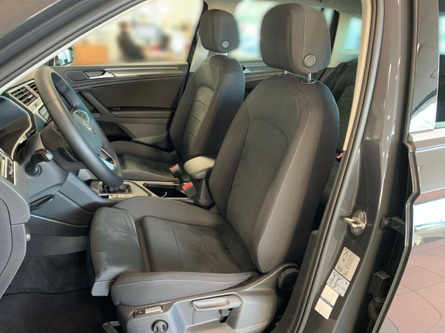 Tiguan 1.4 eHybrid ELEGANCE IQ.LIGHT+KAMERA+AHK+