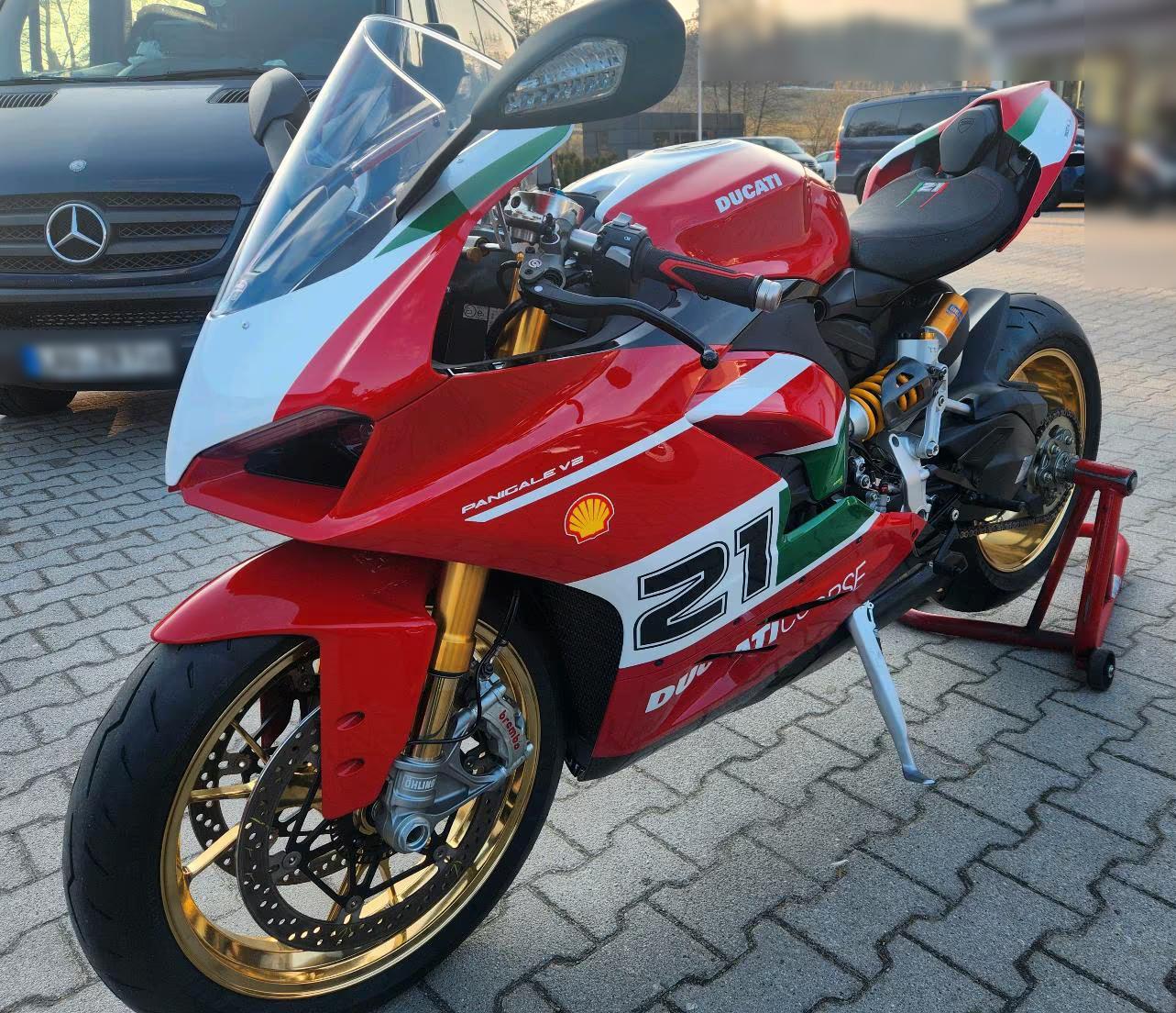 Ducati Panigale V2 " Bayliss" mit Felgenumbau!