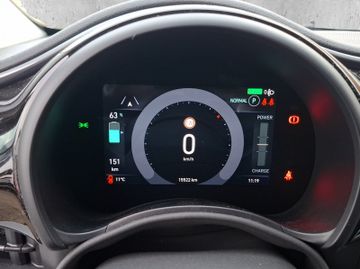 Fiat 500 e Basis KeyLess+Navi+SpurH+AUT+KlimaAutomati