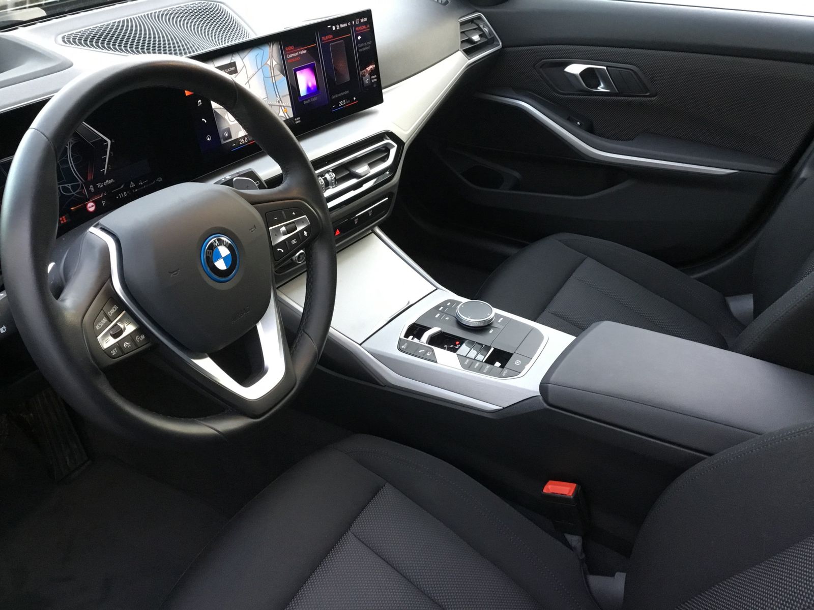 BMW 330 - Bild 11