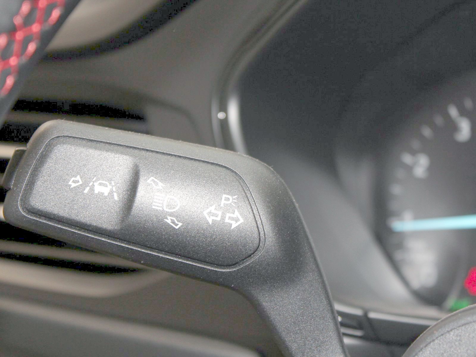 Fahrzeugabbildung Ford Focus ST-Line 1,0 EcoBoost Mild Hybrid