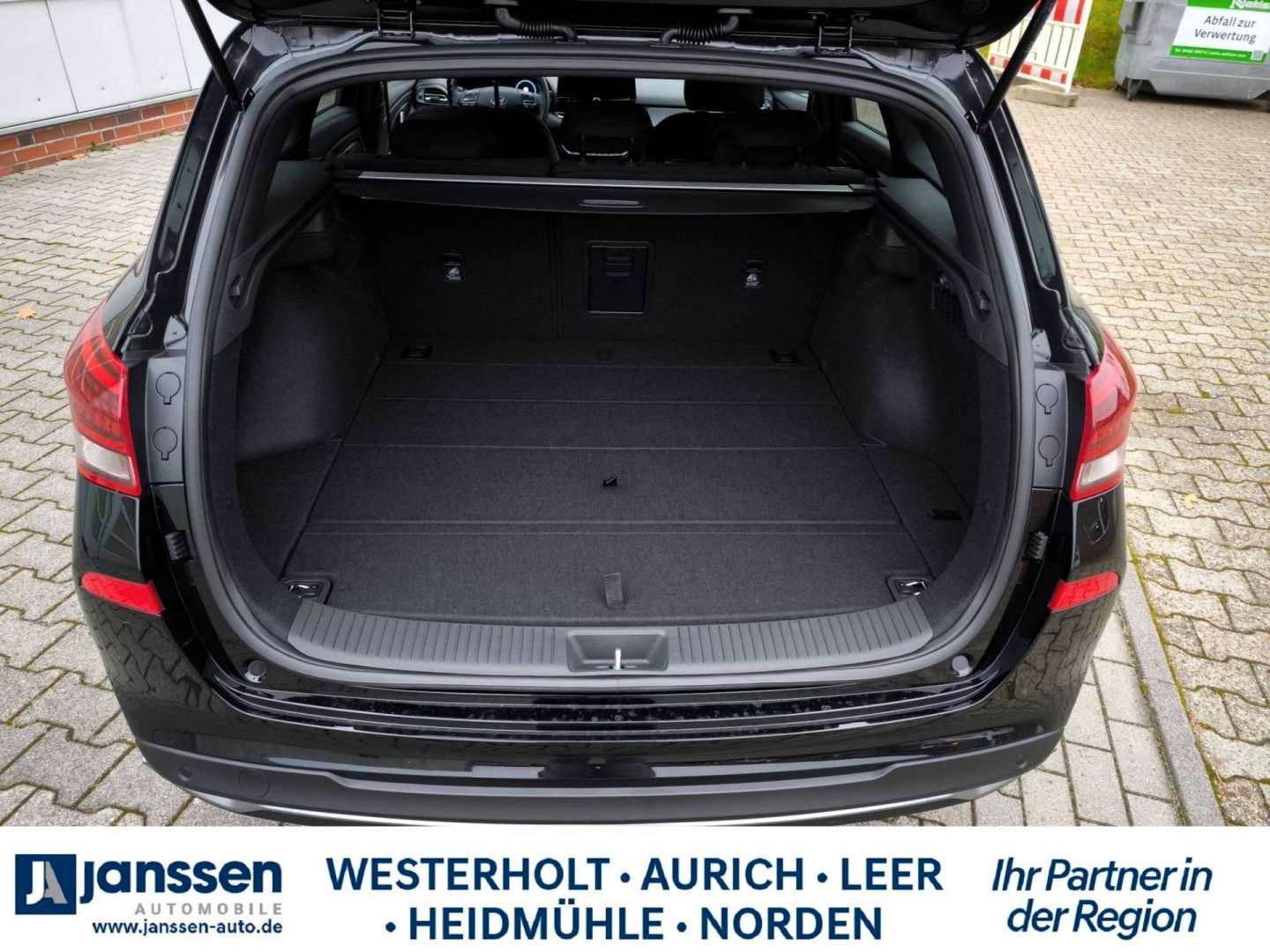 Fahrzeugabbildung Hyundai i30 Kombi  ADVANTAGE