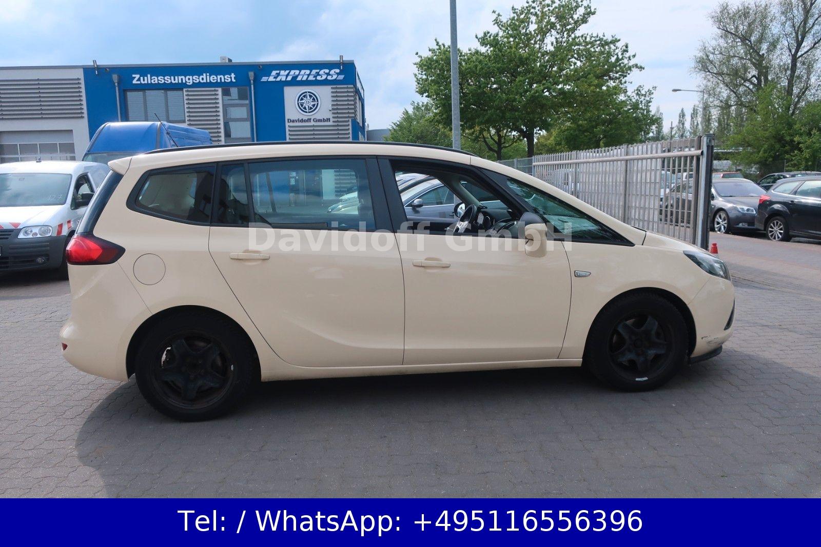 Opel Zafira 2015 — photo 6