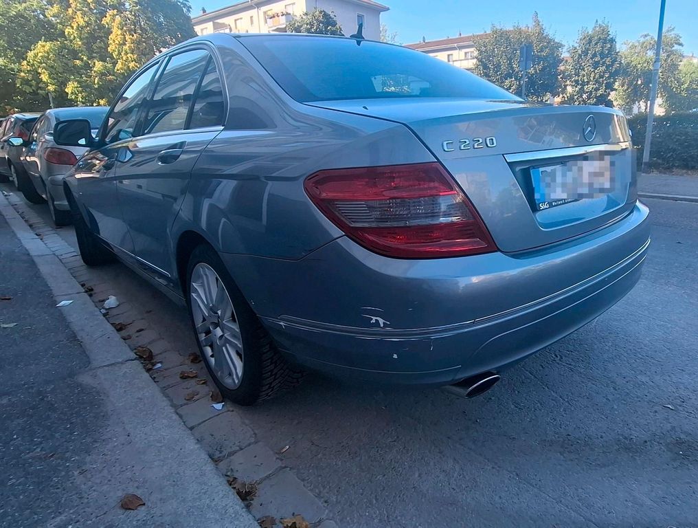 Image of Mercedes-Benz C 220