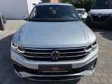 Volkswagen Tiguan R-Line/ACC/DAB/Kamera/Anhängerkupplung - Volkswagen Tiguan: Anhängerkupplung