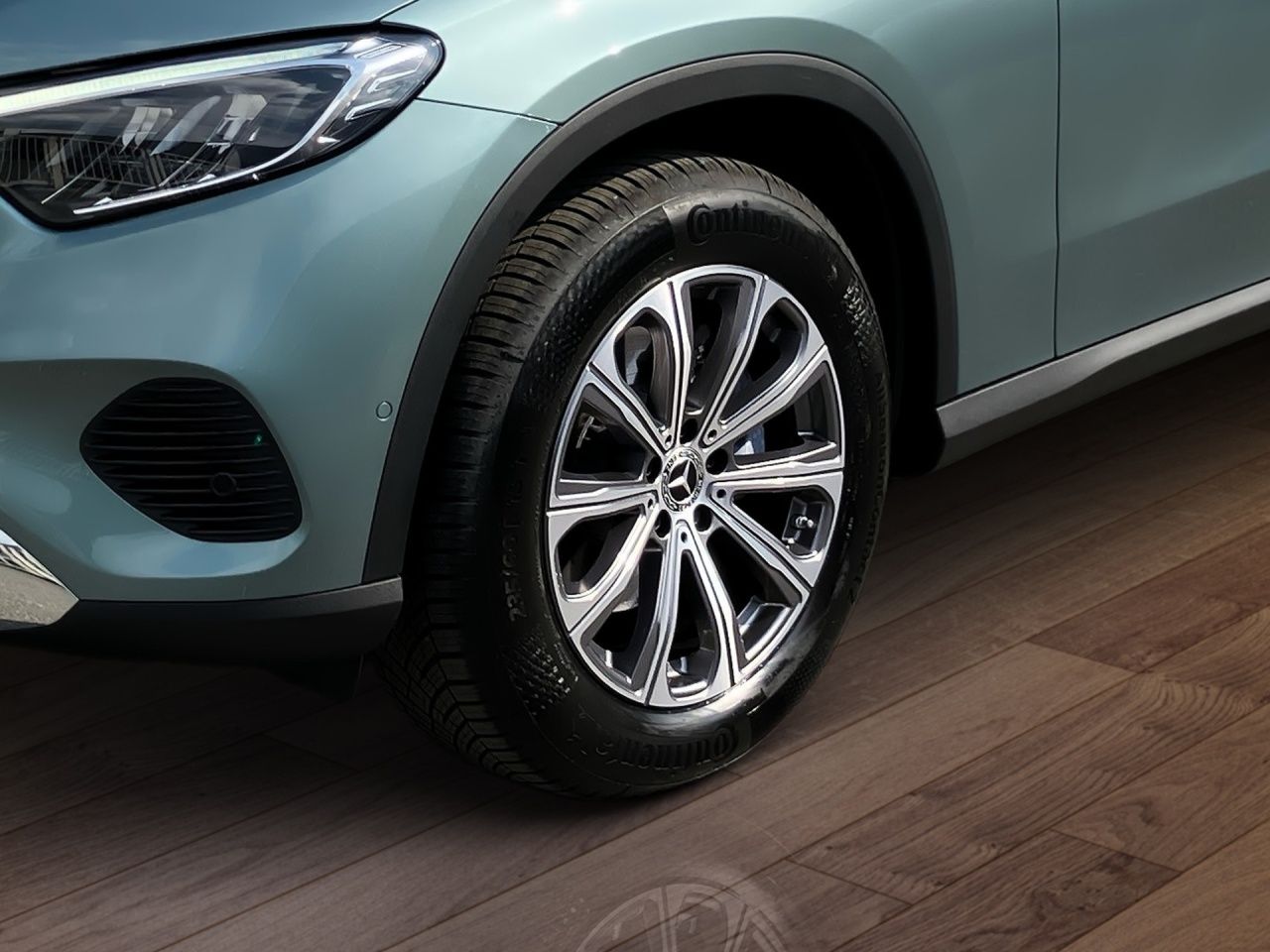 Fahrzeugabbildung Mercedes-Benz GLC 200 4MATIC Avantgarde AHK LED Kamera Keyless