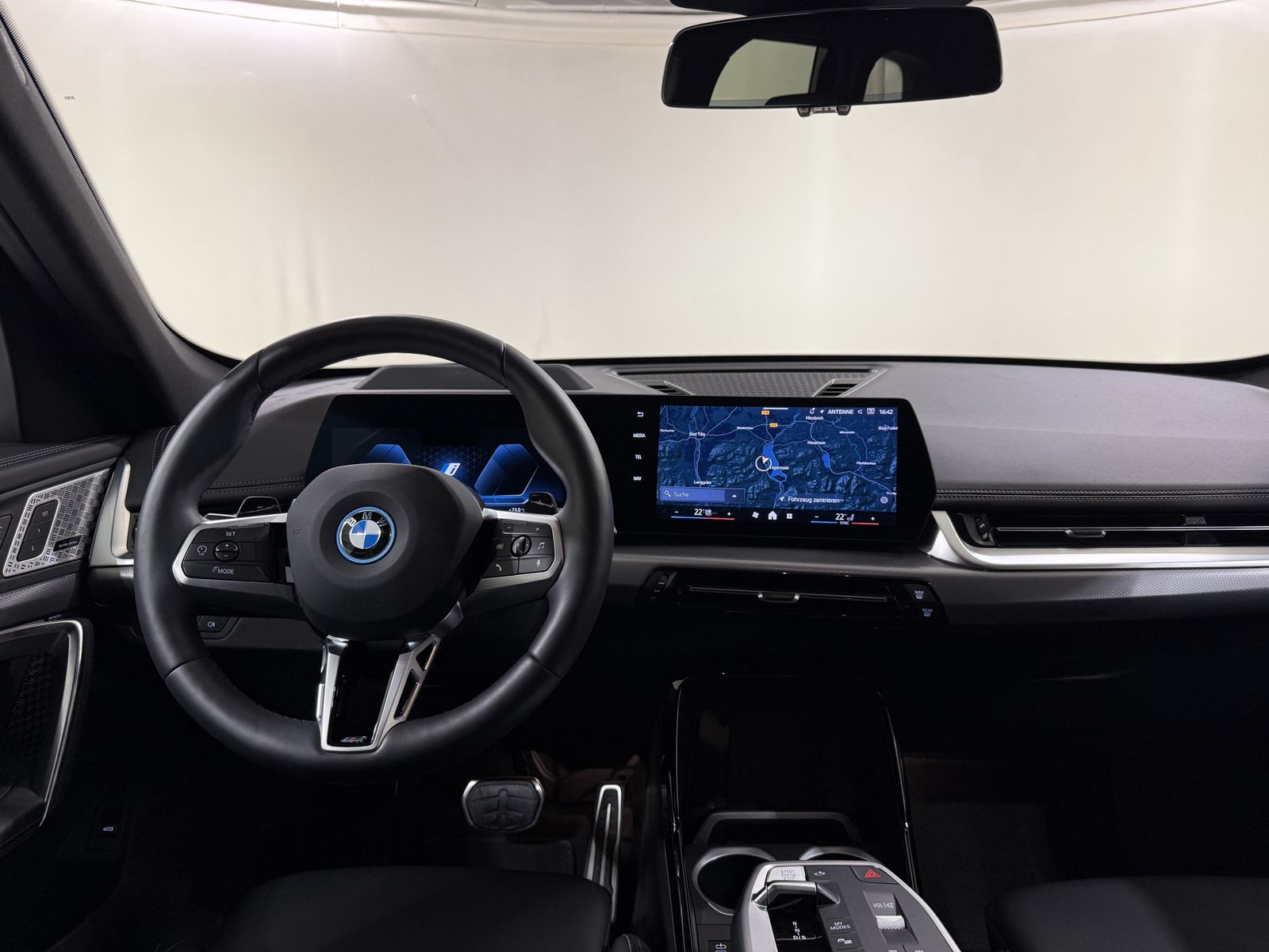BMW X1 xDrive30e M Sportpaket AHK ACC 360° HUD HK foto 11