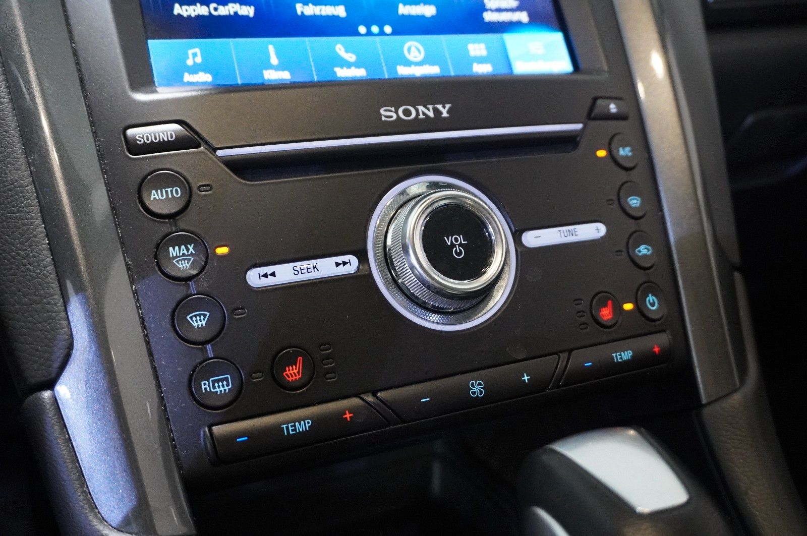 Fahrzeugabbildung Ford Mondeo Turnier 2.0 TITANIUM NAVI/LED/KAMERA/DAB+