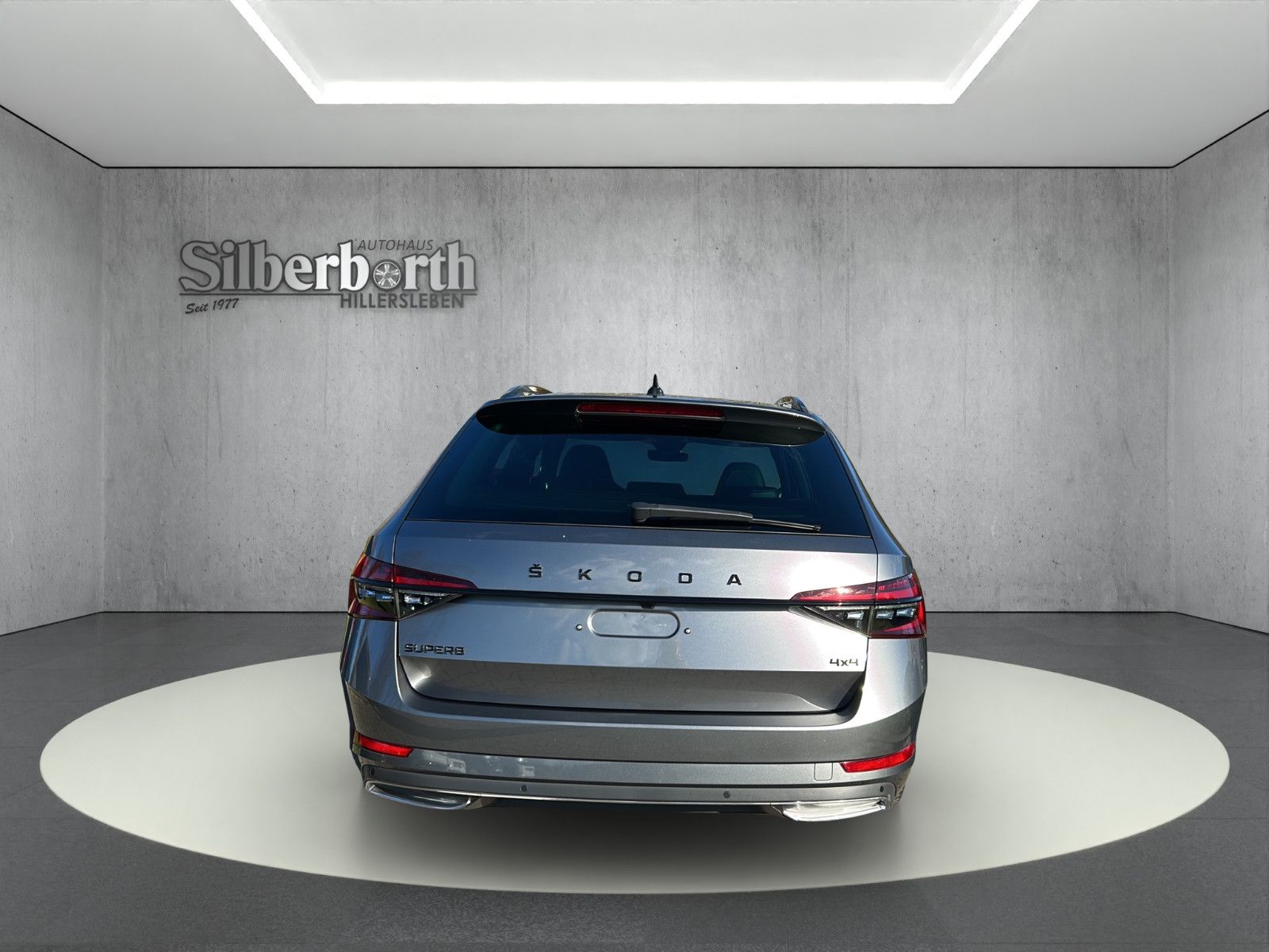 Skoda Superb Combi Sportline 4x4 foto 4