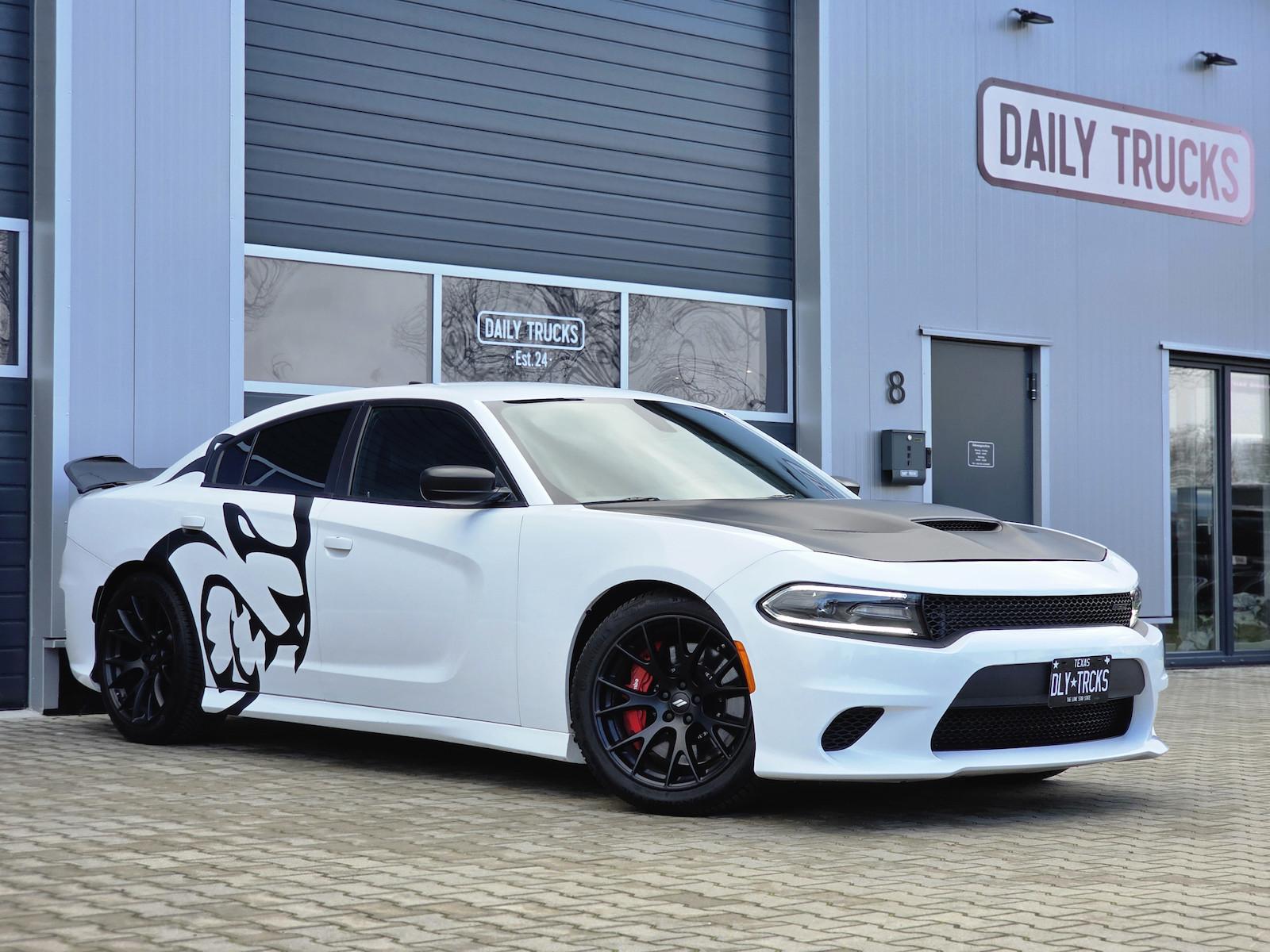 Dodge Charger SRT Hellcat Brembo LED Harman Kardon