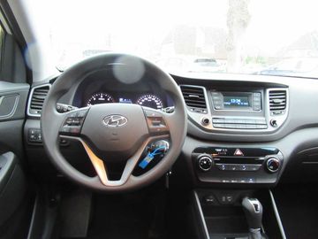 Hyundai TUCSON - 8
