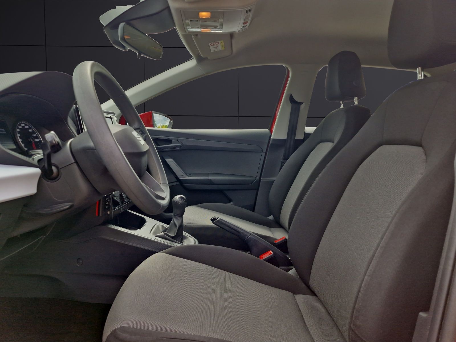 Fahrzeugabbildung SEAT Ibiza Reference 1.0 MPI KLIMA LED