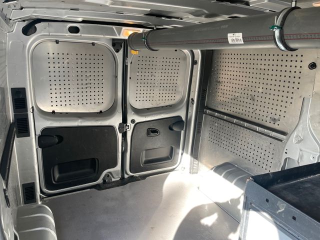 Fahrzeugabbildung Opel Vivaro B Kasten L1H1  2,9t(Tüv&Insp. neu/Regal)