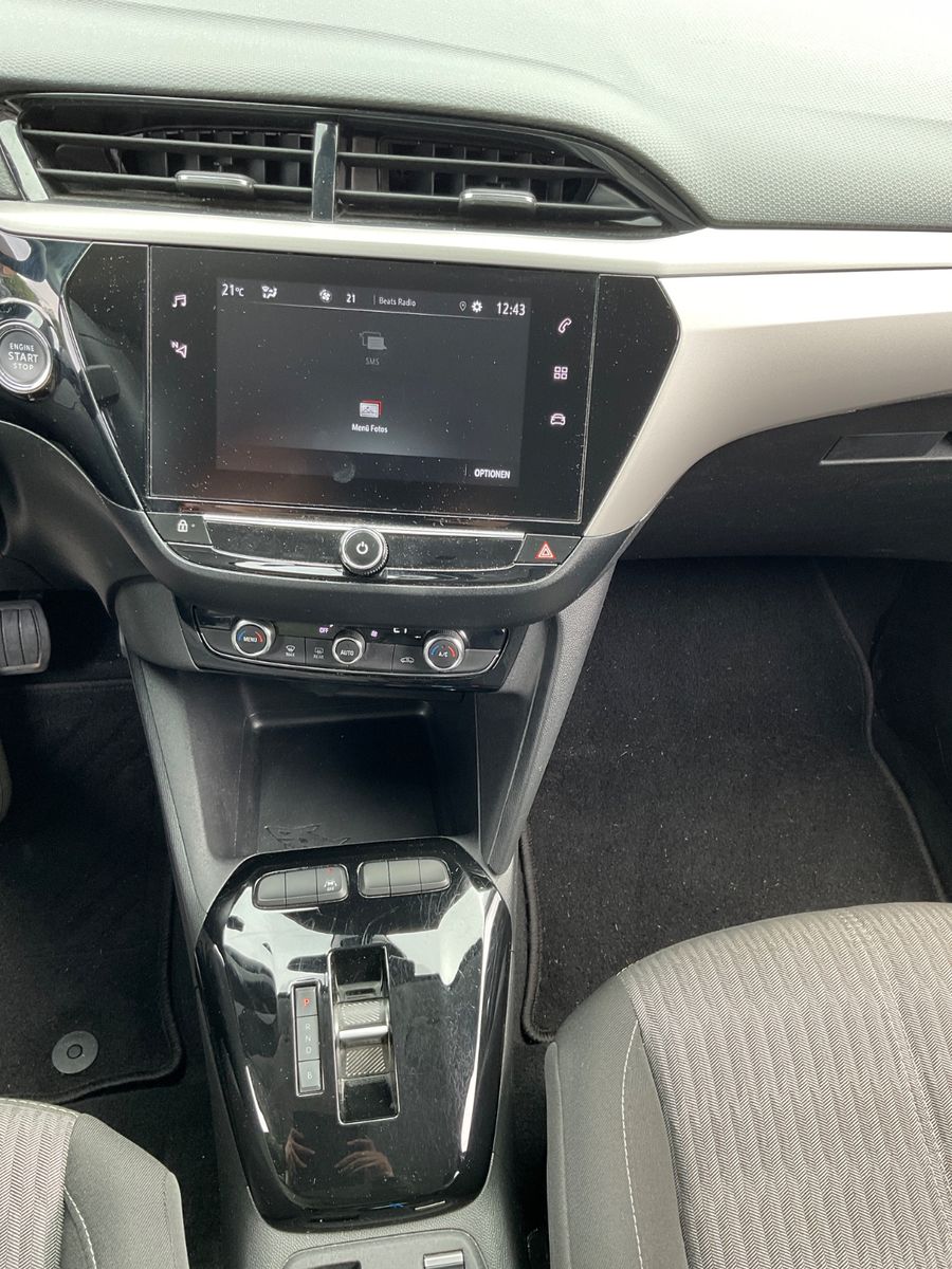 Fahrzeugabbildung Opel Corsa 100KW Edition,50 KWS,CarPlay,Spur,Telefon