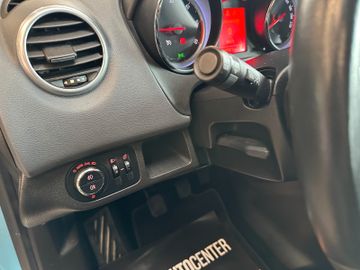 Opel Meriva B *NAVI*TEMPO*1-HAND*VOLL-LEDER*2-Zonen*