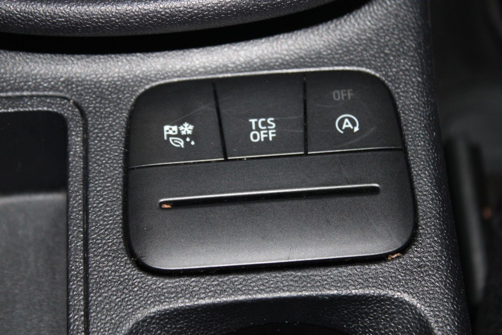 Fahrzeugabbildung Ford Fiesta Cool&Connect 5-trg KLIMA LED WinterPaket
