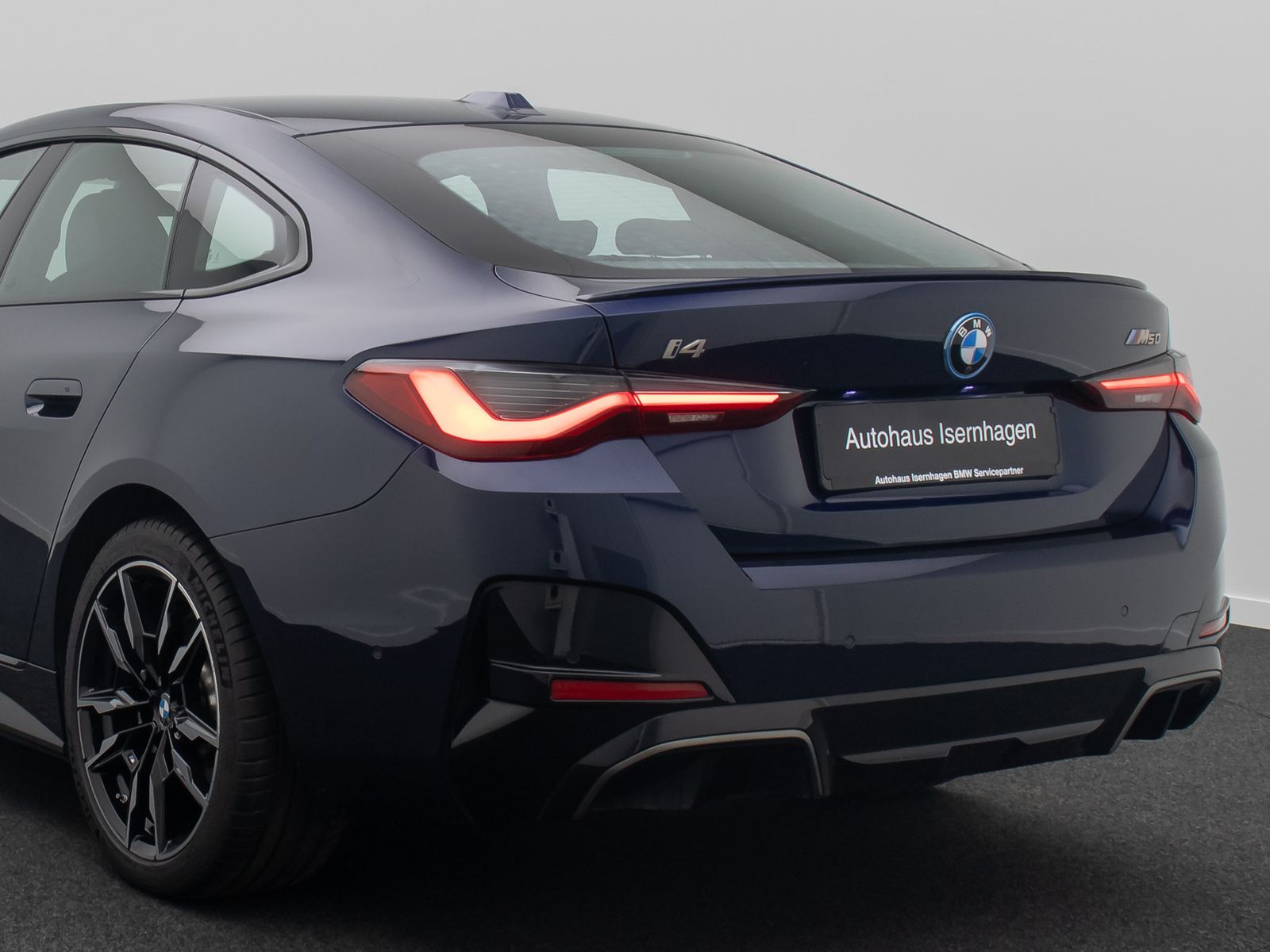 Fahrzeugabbildung BMW i4 M50 GC HUD H/K Komfort DAB Kamera 19Zoll