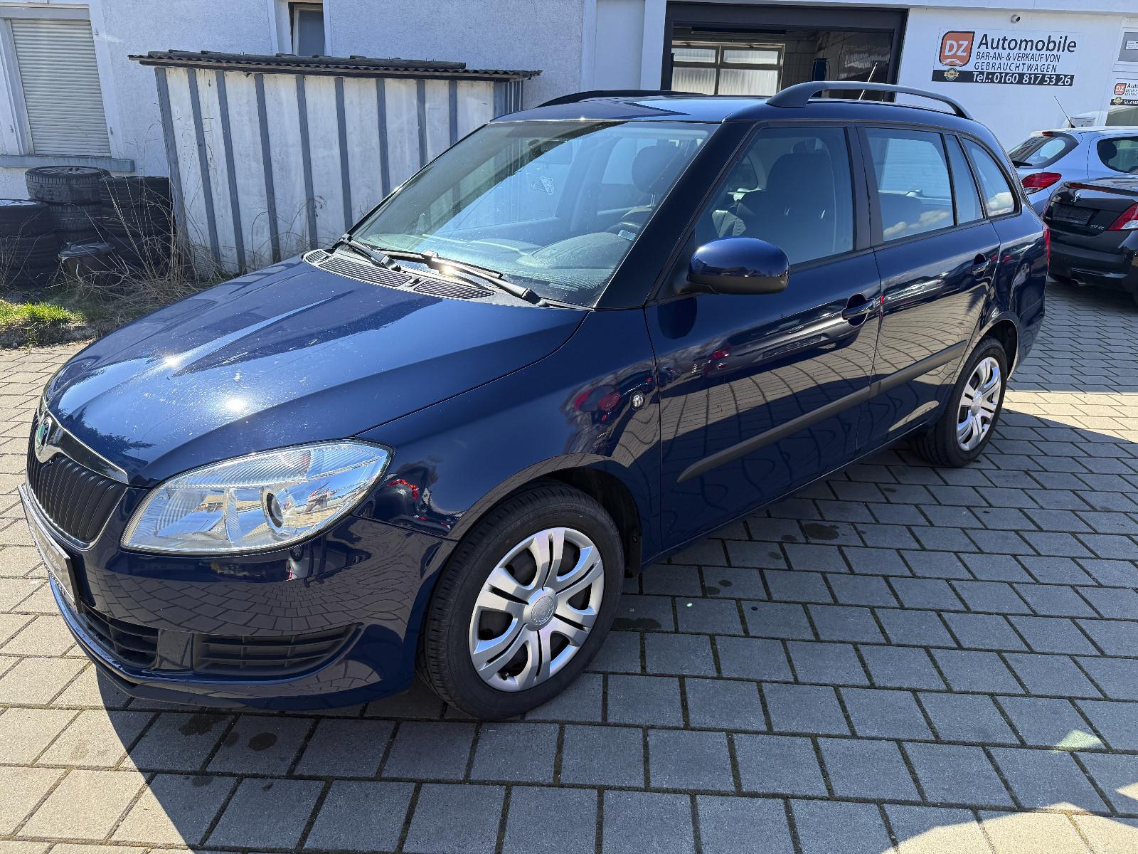 Skoda Fabia Combi Ambition TEMPOMAT PARK HILFE TUV NEU