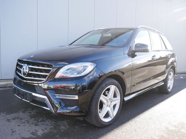 Mercedes-Benz ML 350 CDI 4Matic AMG-Line DISTR/H-UP/PANO/AHK