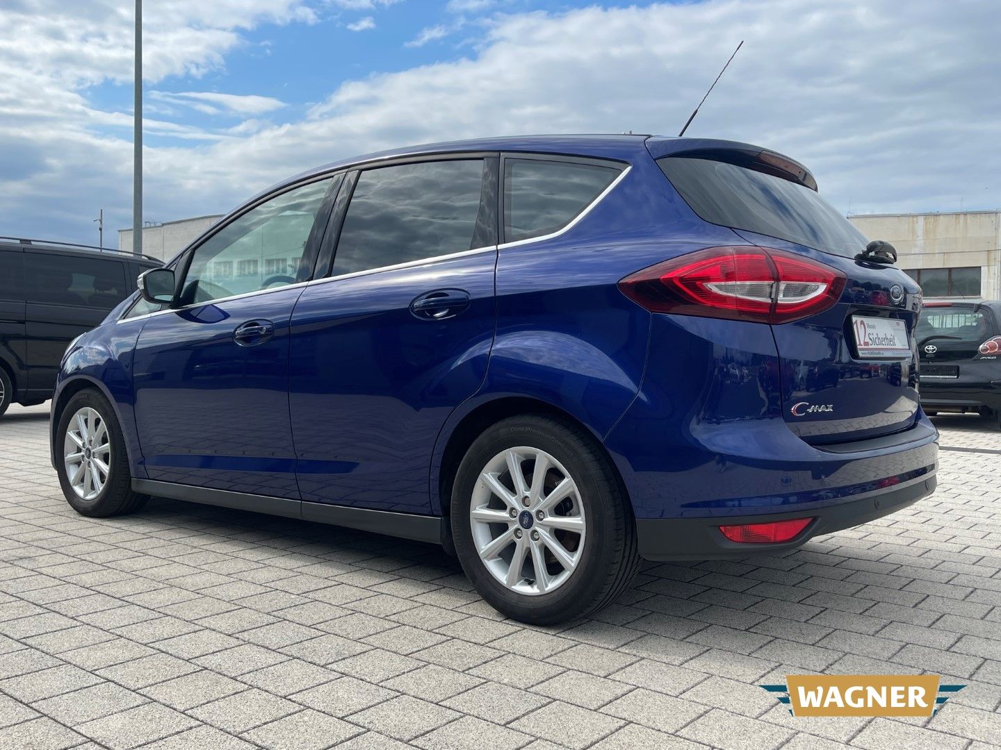 Fahrzeugabbildung Ford C-Max Titanium Klimaautomatik Sitzheizung