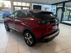 PEUGEOT 3008 Allure Facelift|LED|Navi|KeylessICarplay