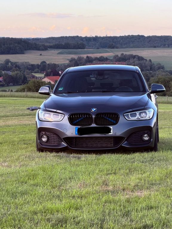 Image of BMW 120