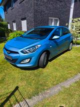 Hyundai i30 1.4 I TÜV 10/27 I 8-fach bereift I AHK I PDC
