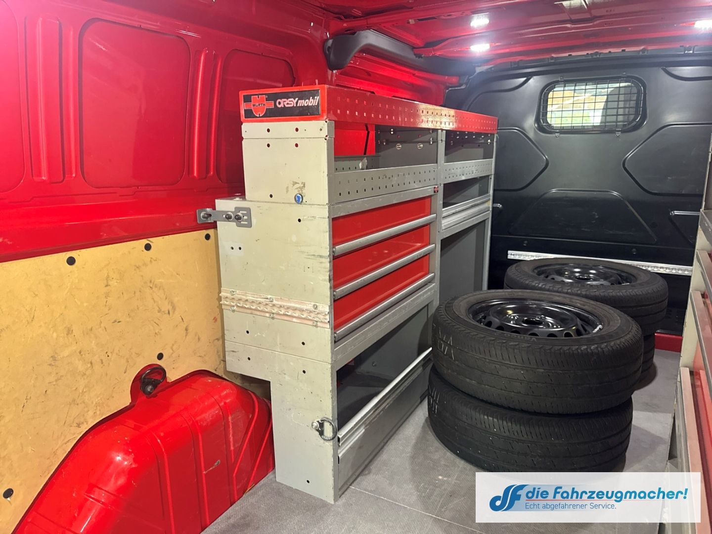 Fahrzeugabbildung Ford Transit Custom Kasten 340 L2 Trend 2.0 TDCi Navi