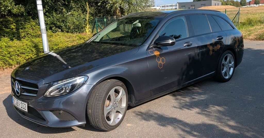 Image of Mercedes-Benz 220