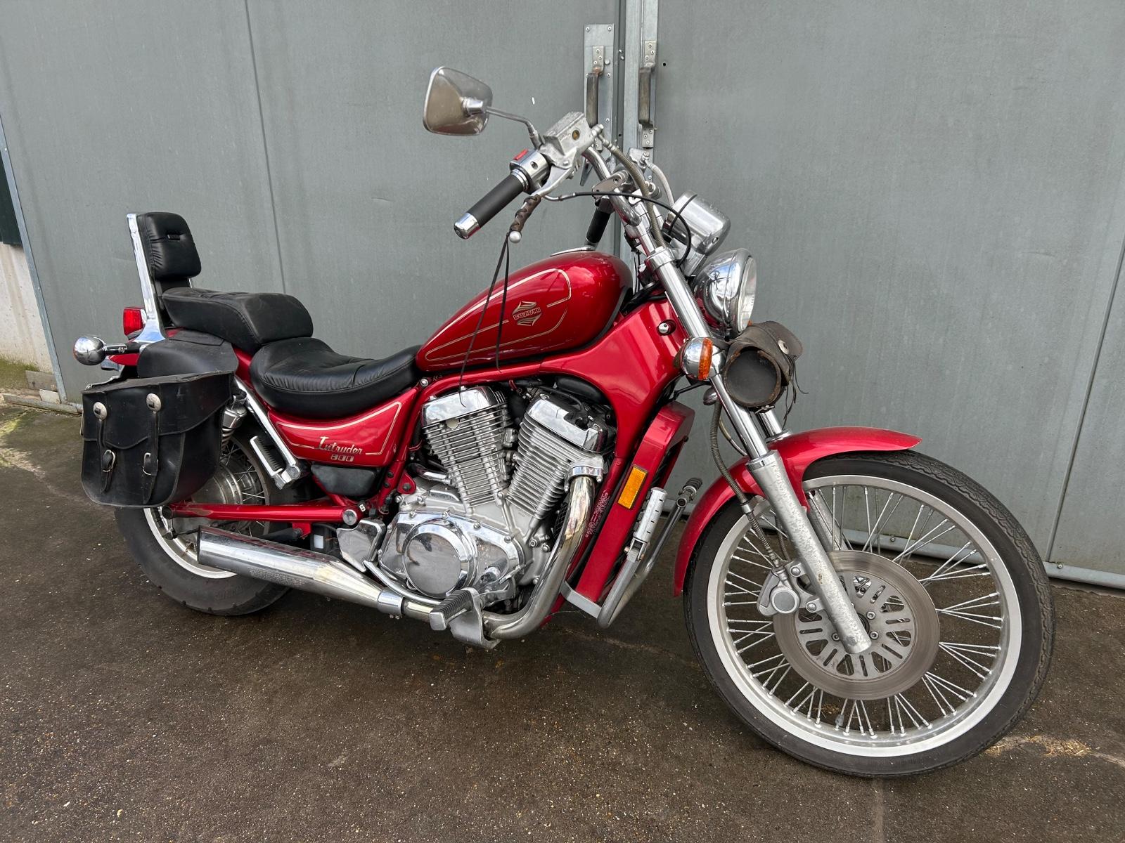 Suzuki VS 800 INTRUDER