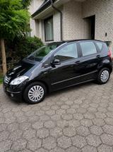 Mercedes-Benz A 160 Avantgarde Automatik | 2. Hand | TÜV 09/27 - Mercedes-Benz A 160: Avantgarde
